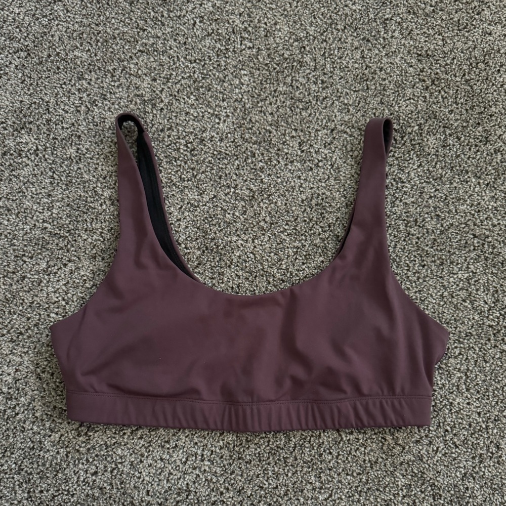 Vuori Daily Bra Burgundy Large